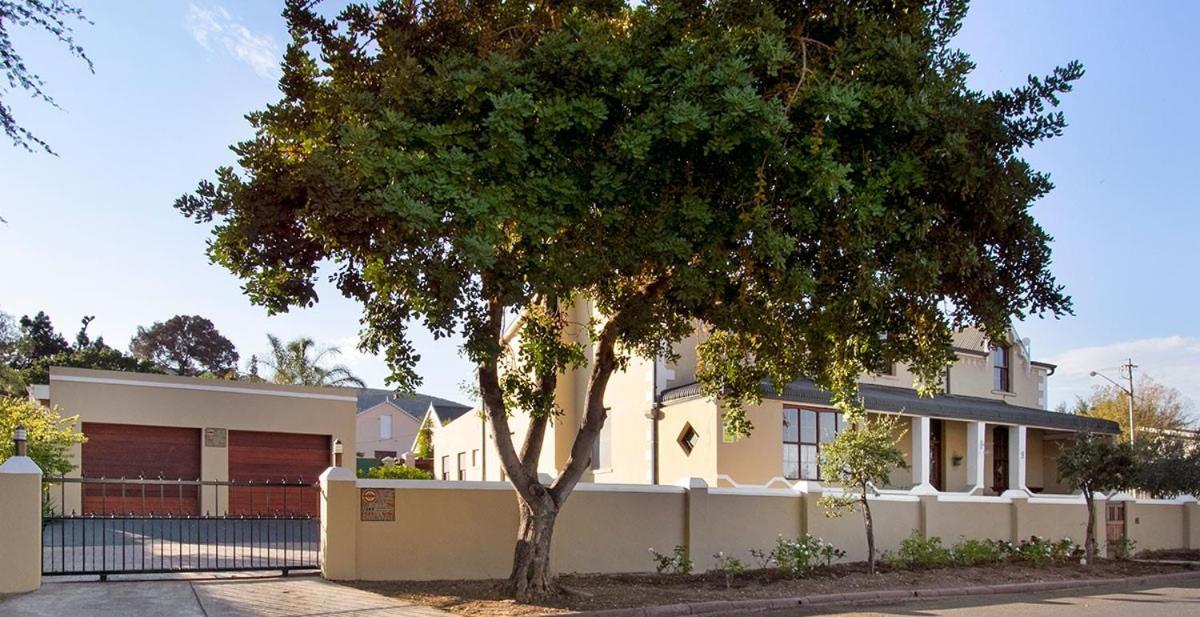 J'S Audacious Living Montagu Self Catering Apartment Exterior foto