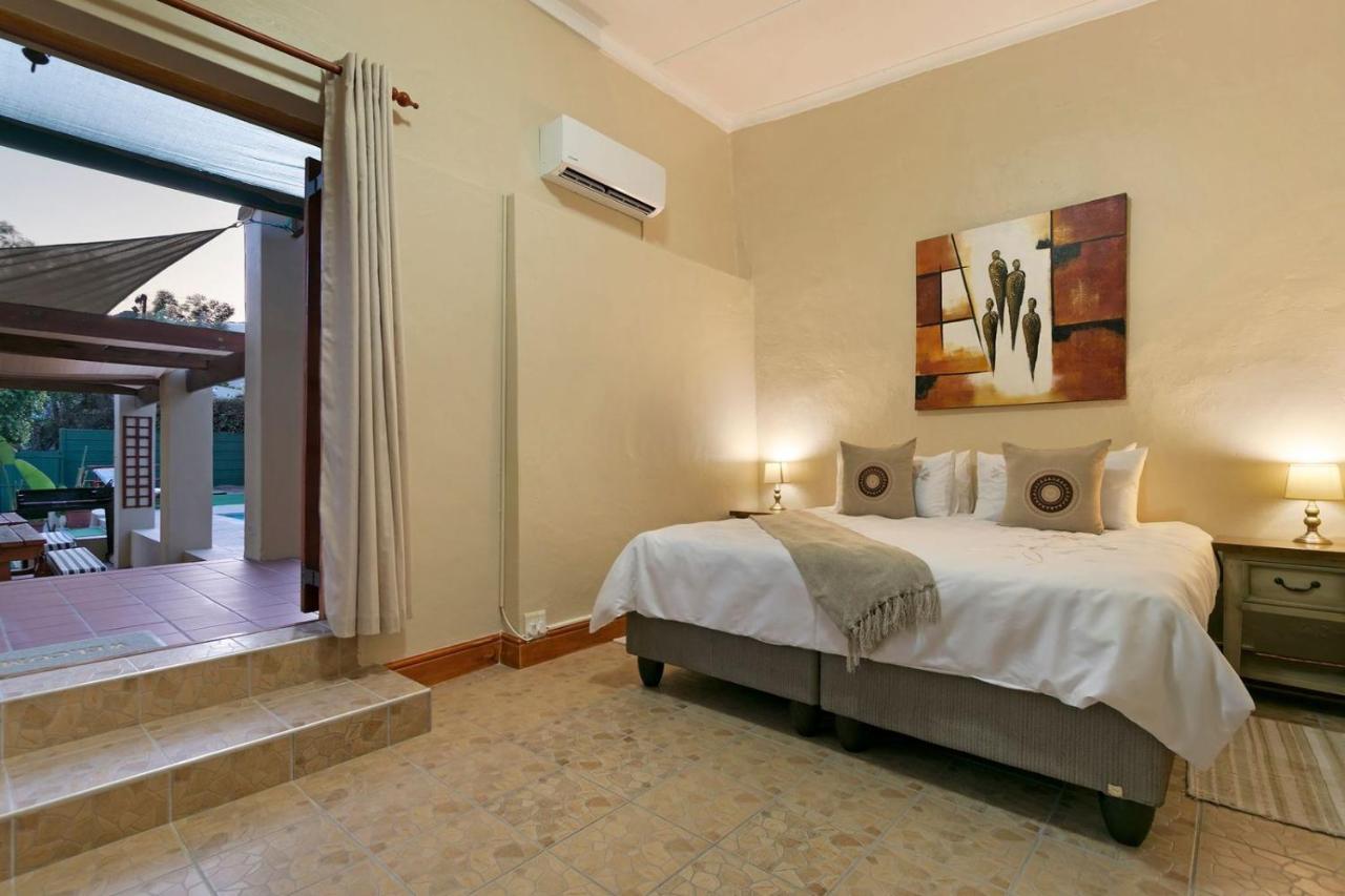 J'S Audacious Living Montagu Self Catering Apartment Exterior foto